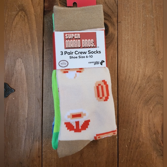 Super Mario 3-Pack Adult Socks Size 6-10 - Picture 2 of 6
